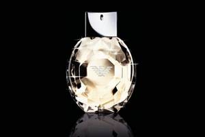 Больше страсти, больше наслаждения, больше бриллиантов